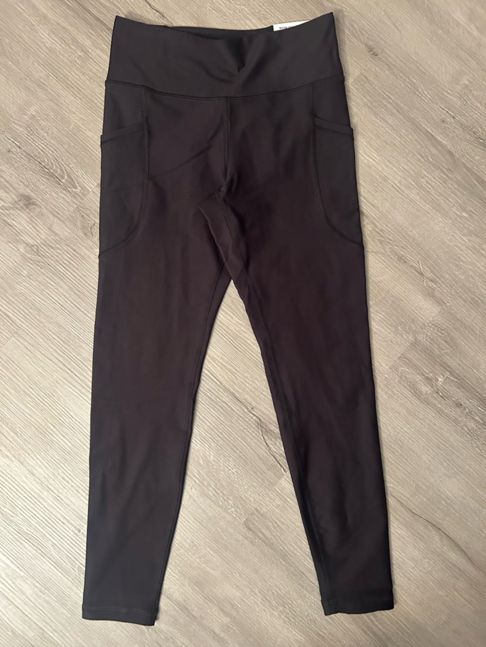 Old Navy Black High-Waist Pocket Leggings